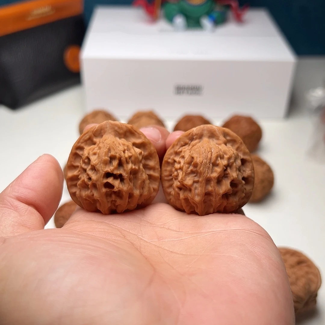 吊坠文玩核桃一代天地