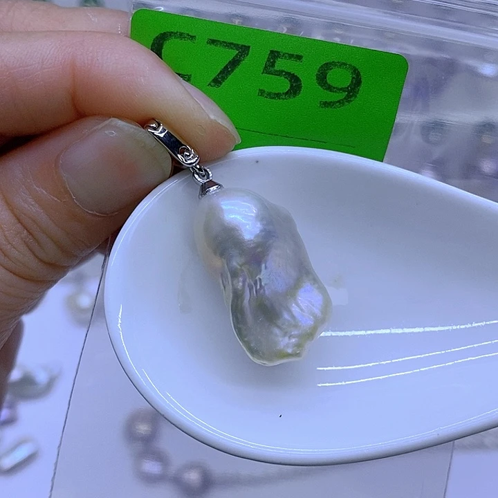 颈饰未镶嵌淡水珍珠