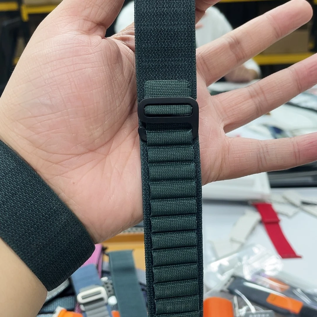 95新暗绿色高山回环L