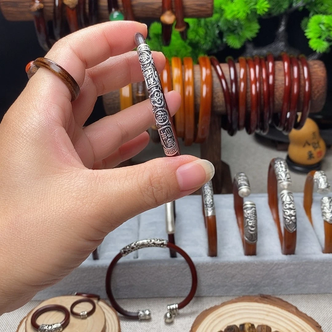 时***好木质非金属鸡血藤手镯