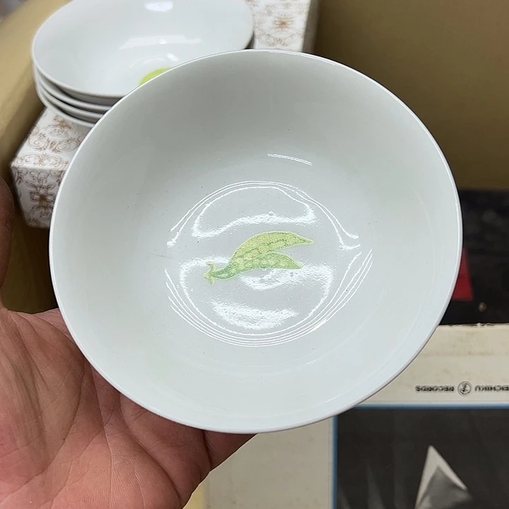 满25包邮。 不退不换.中古品默认瑕疵