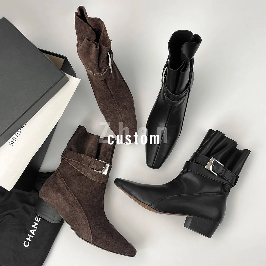 Lucky-寂静-4cm尖方头老钱风复古皮带扣短靴