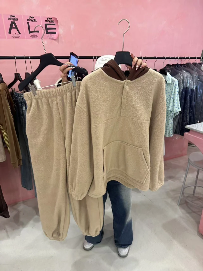 【no退no换】芳芳在韩国 东大门 秋冬入选好品质连帽上衣卫裤套装