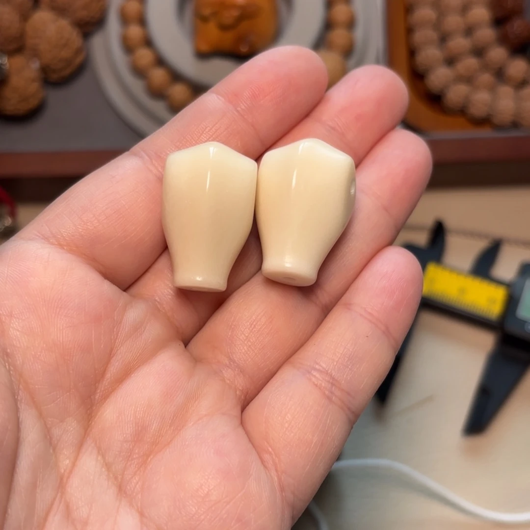 金刚菩提手串16.8-17.5牙果三通