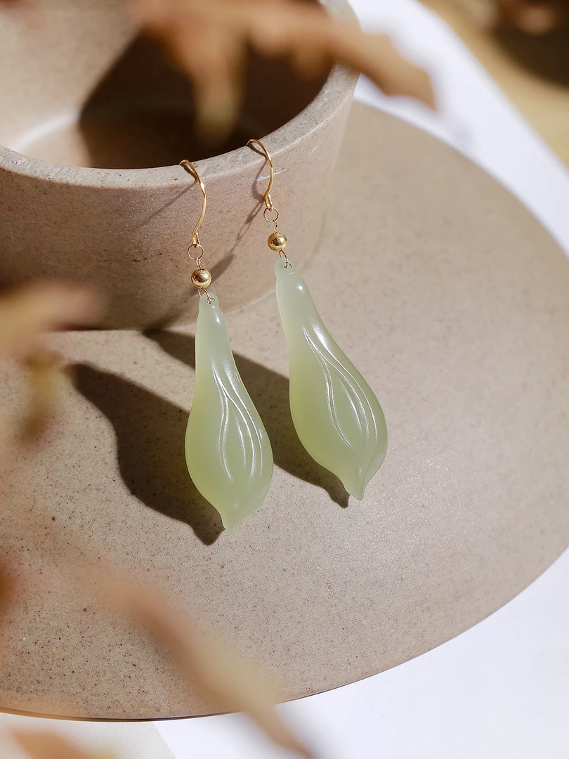 【澄玉珠宝】冰晴水玉兰花耳坠（多样性发货）