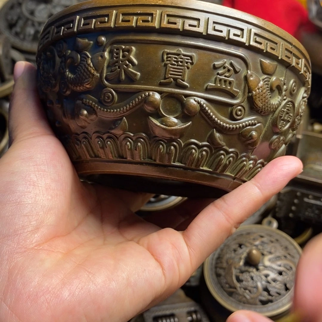 精美铜器做工精良