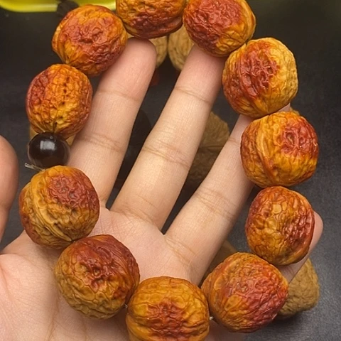 文玩核桃把件快*27尺云南核桃