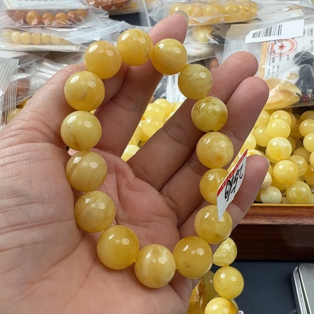 未镶嵌琥珀珠宝奇石