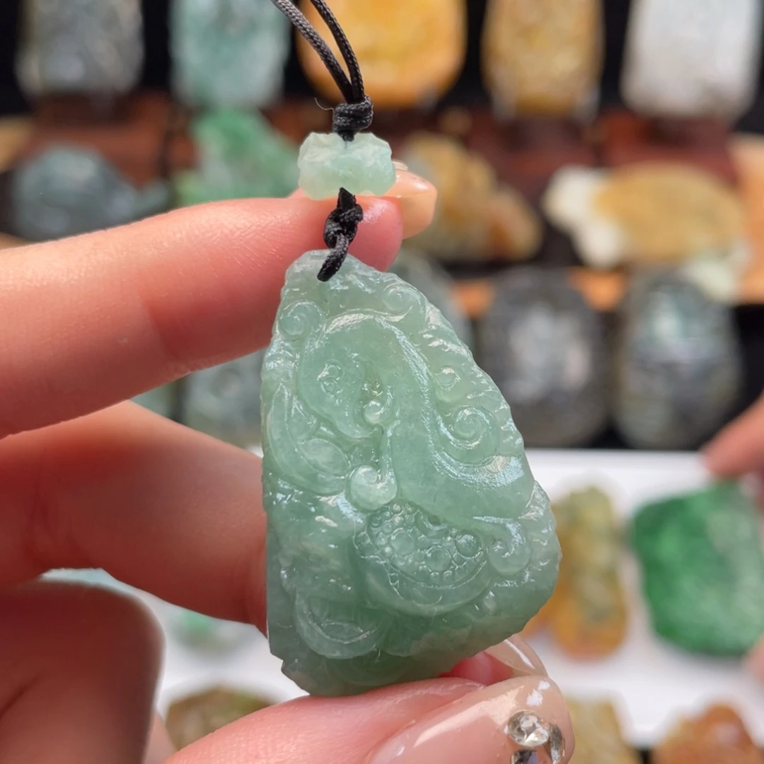 定制翡翠未镶嵌翡翠