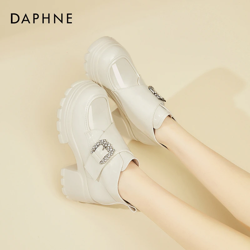 达芙妮厚底加绒乐福鞋女鞋子2025新款秋冬季短靴英伦风高跟小皮鞋