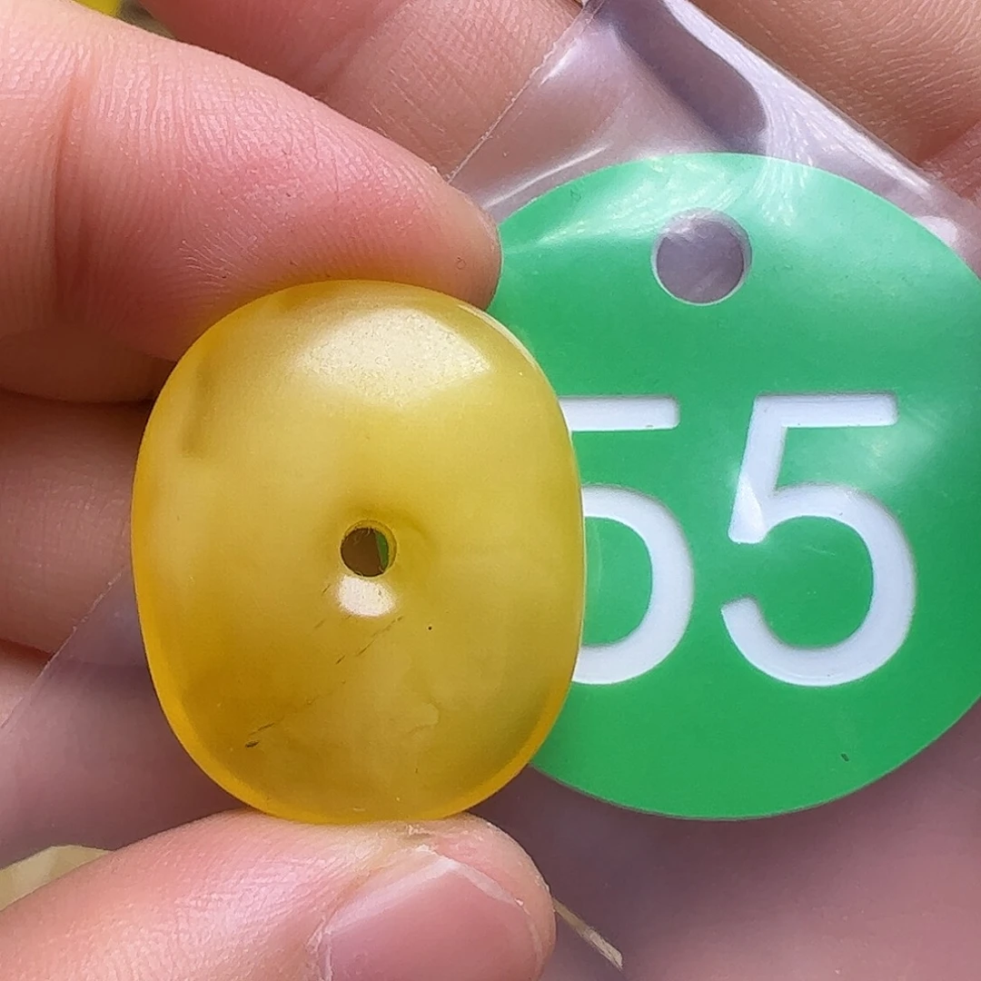 蜜蜡未镶嵌珠宝奇石21/25.5m m微瑕