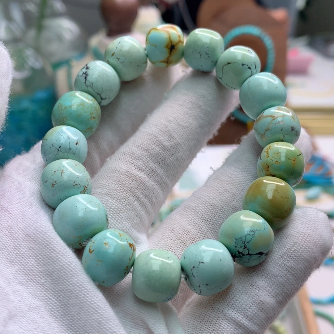 绿松石未镶嵌饰品