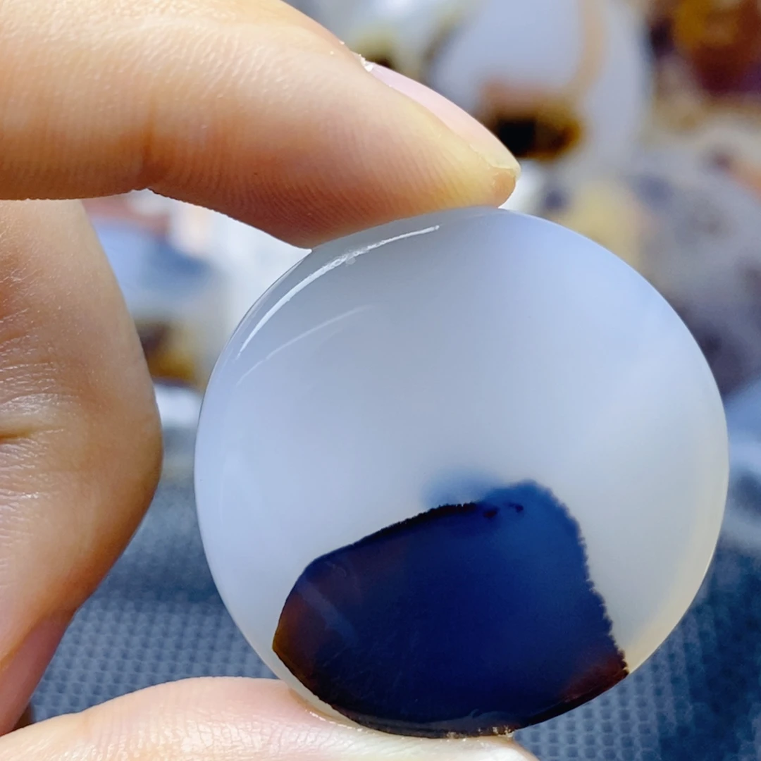 玛瑙/玉髓未镶嵌珠宝奇石