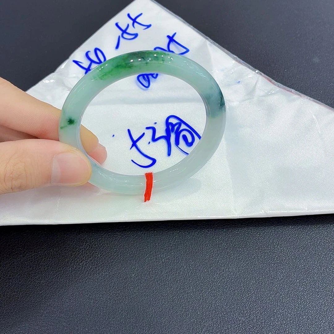 未镶嵌手镯翡翠翡翠手镯