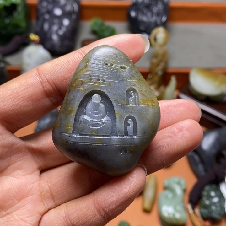 和田玉颈饰未镶嵌