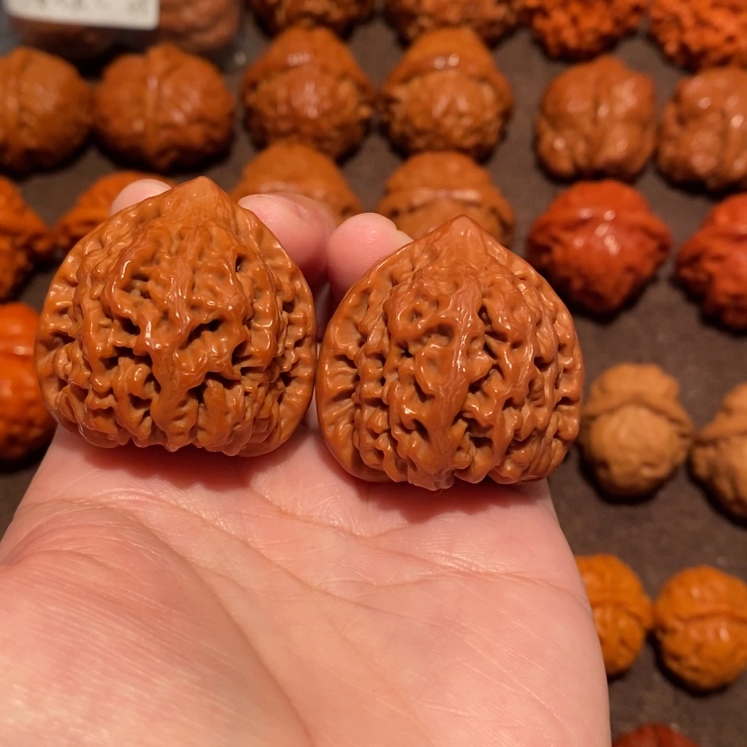 文玩核桃吊坠38太行龙纹1072