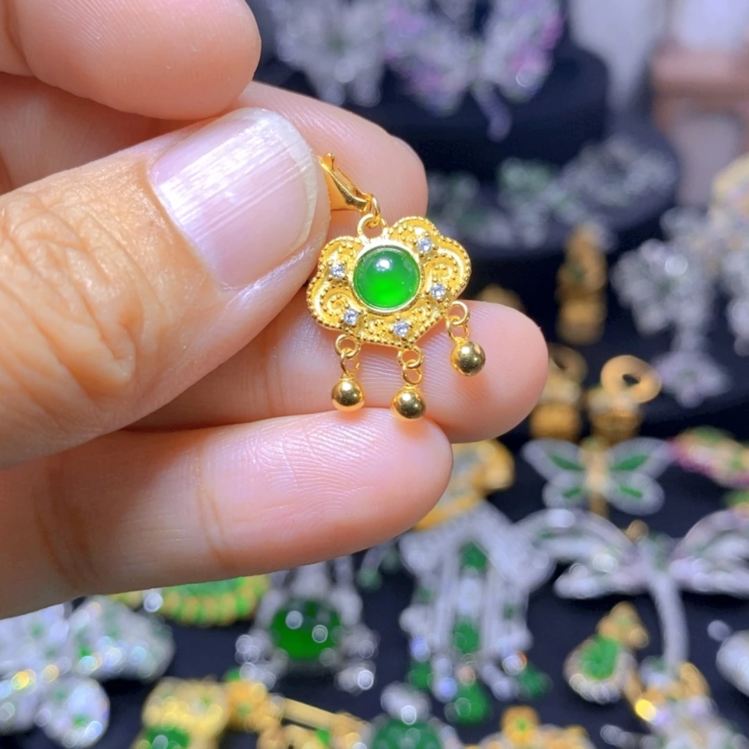 翡翠银S925镶嵌耳饰天然翡翠