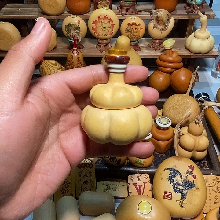 李***钦葫芦葫芦咕噜咕噜