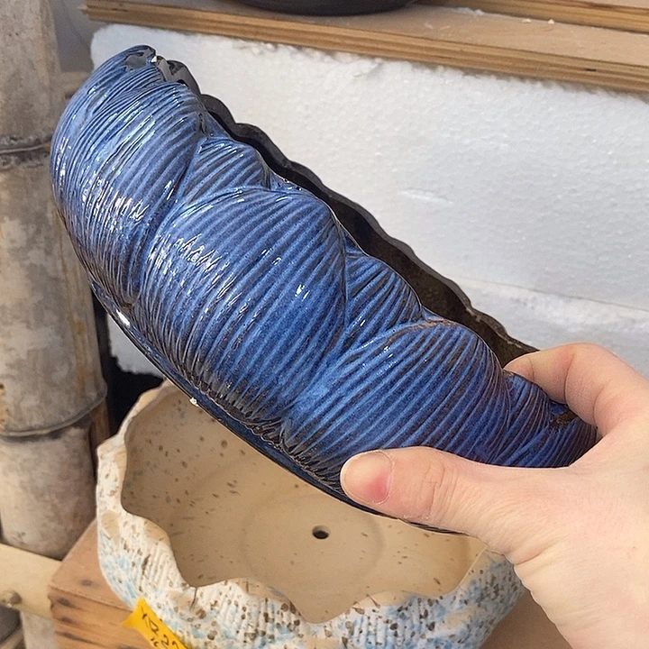 陶盆有孔 瑕疵针孔漏釉介意勿拍口 22高8