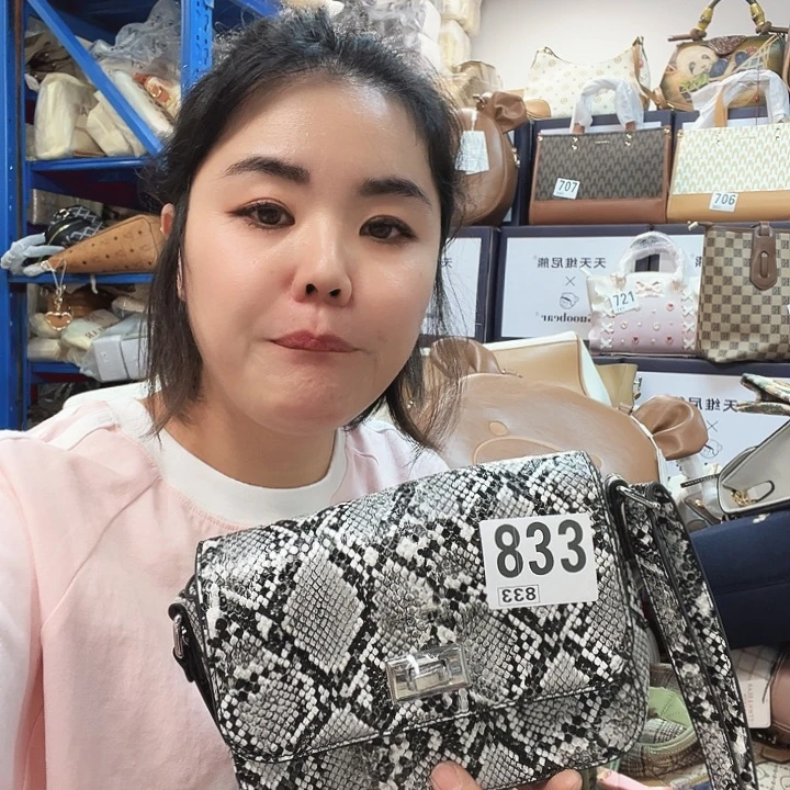 PU包包包包包包包包吧
