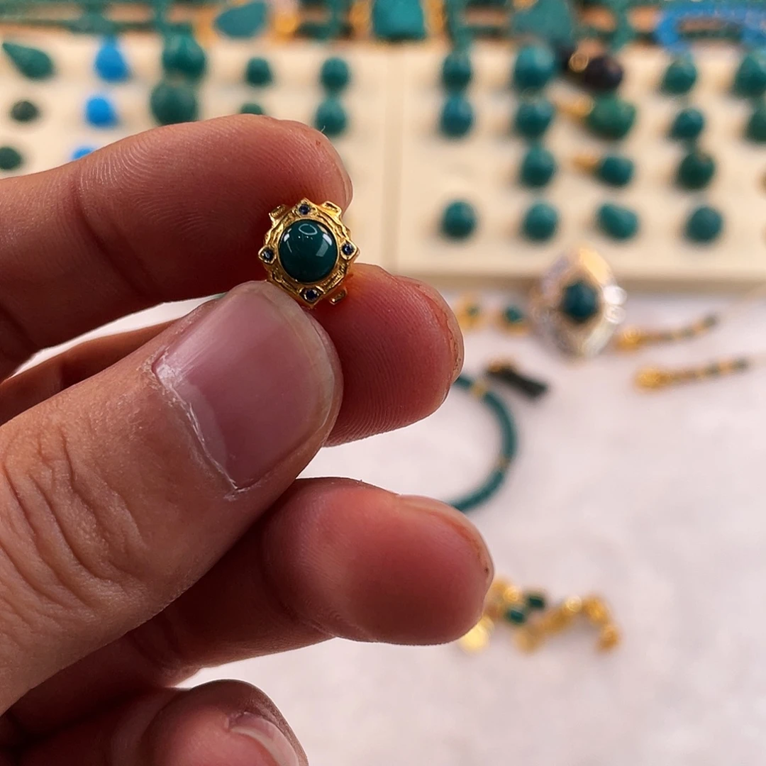 绿松石未镶嵌配饰