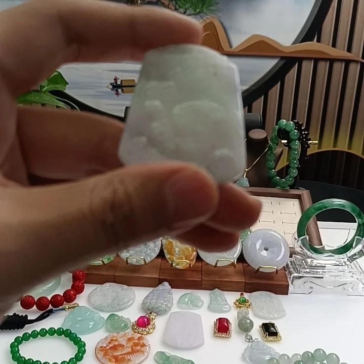 翡翠未镶嵌颈饰翡翠翡翠