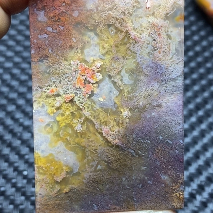 玛瑙/玉髓颈饰未镶嵌一**心