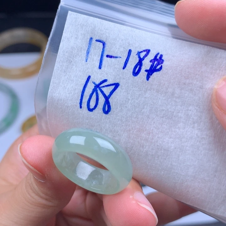 l***a定制翡翠未镶嵌戒圈