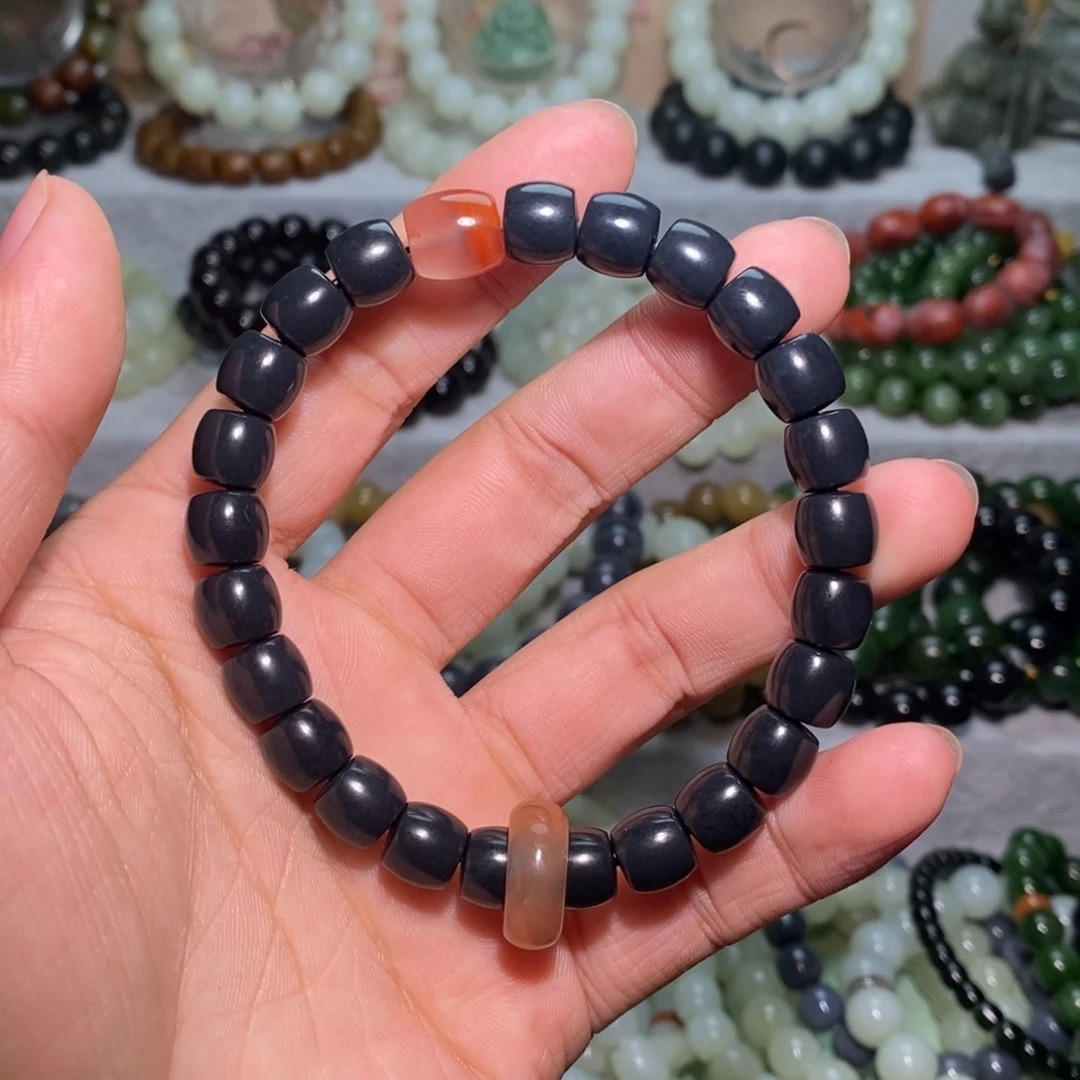 南红玛瑙未镶嵌手链