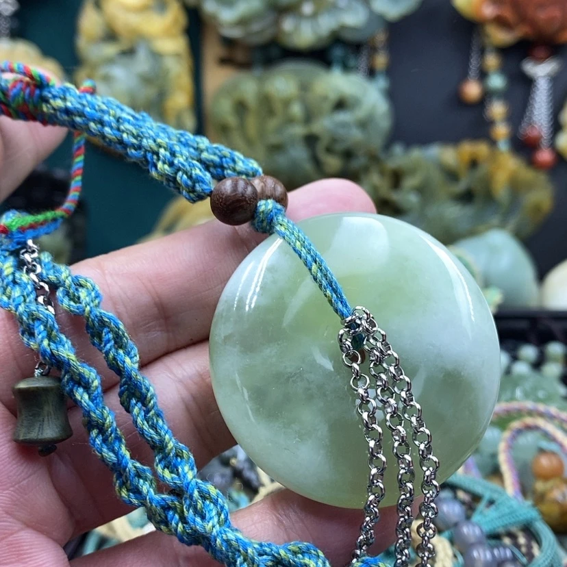 【闪购商品】未镶嵌岫玉吊坠微瑕