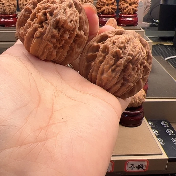 文玩核桃吊坠44 四座楼 j-022