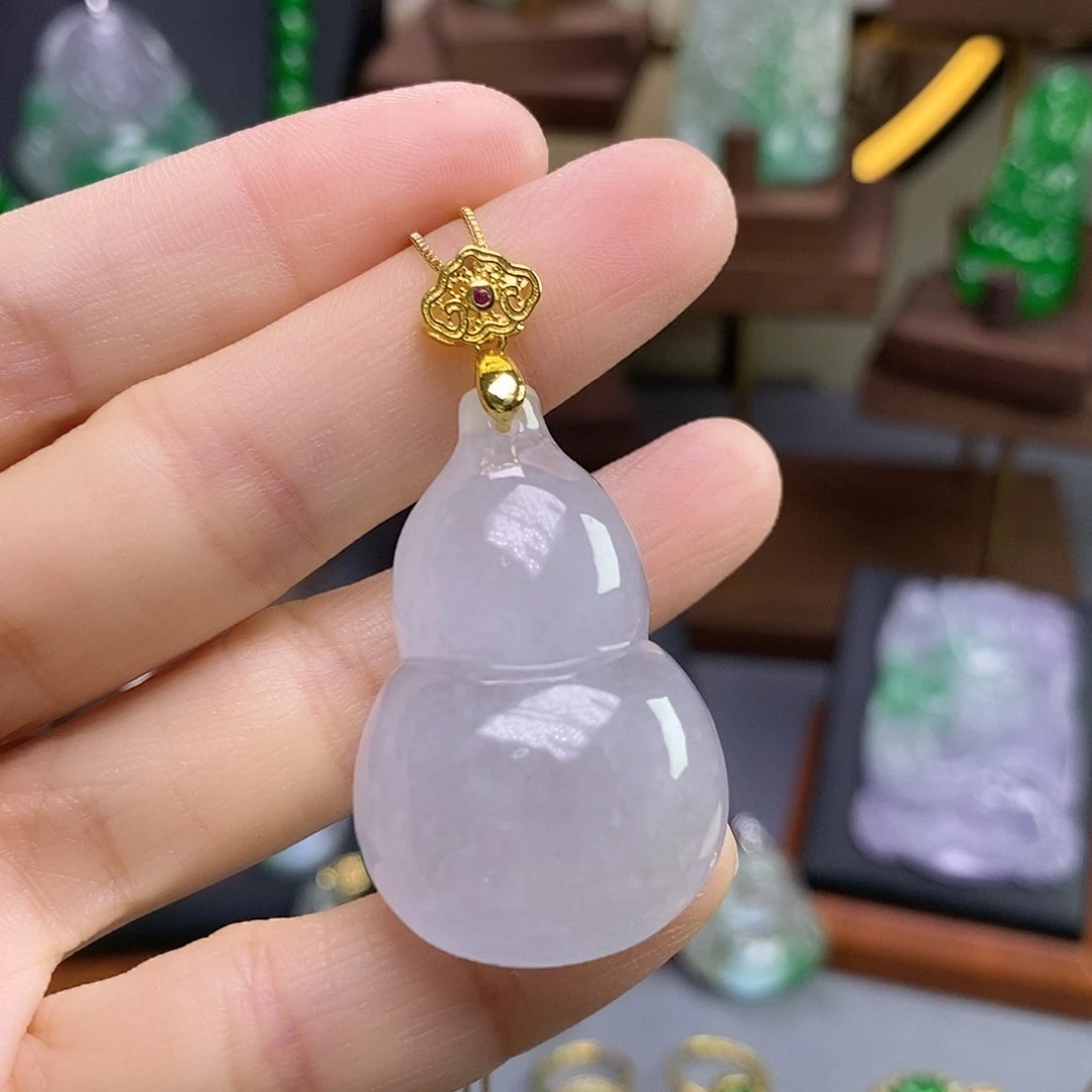 吊坠(赠链)未镶嵌翡翠