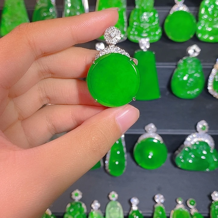 翡翠银S925镶嵌颈饰