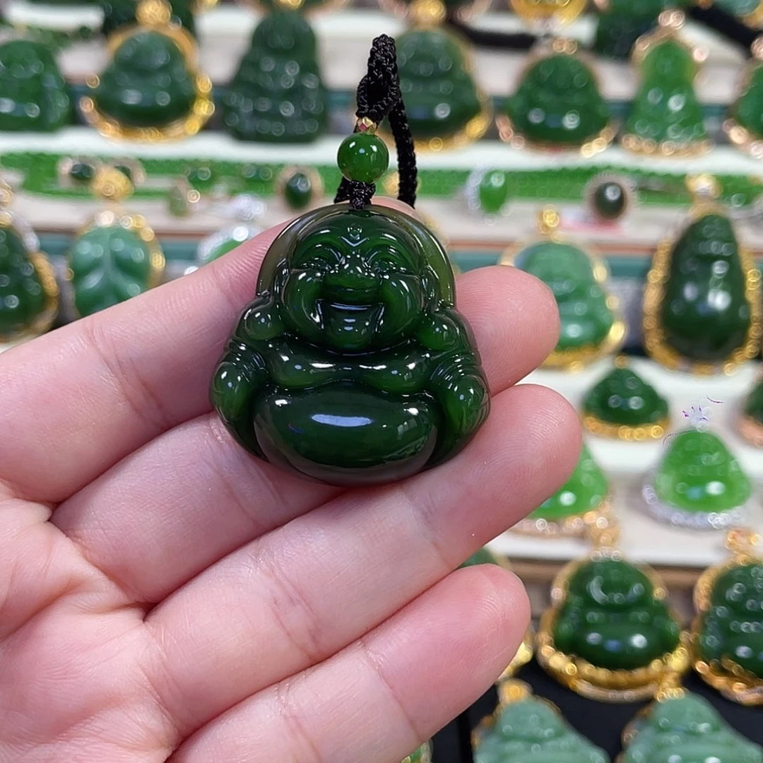 颈饰18K金镶嵌和田玉（碧玉）辣绿佛公35