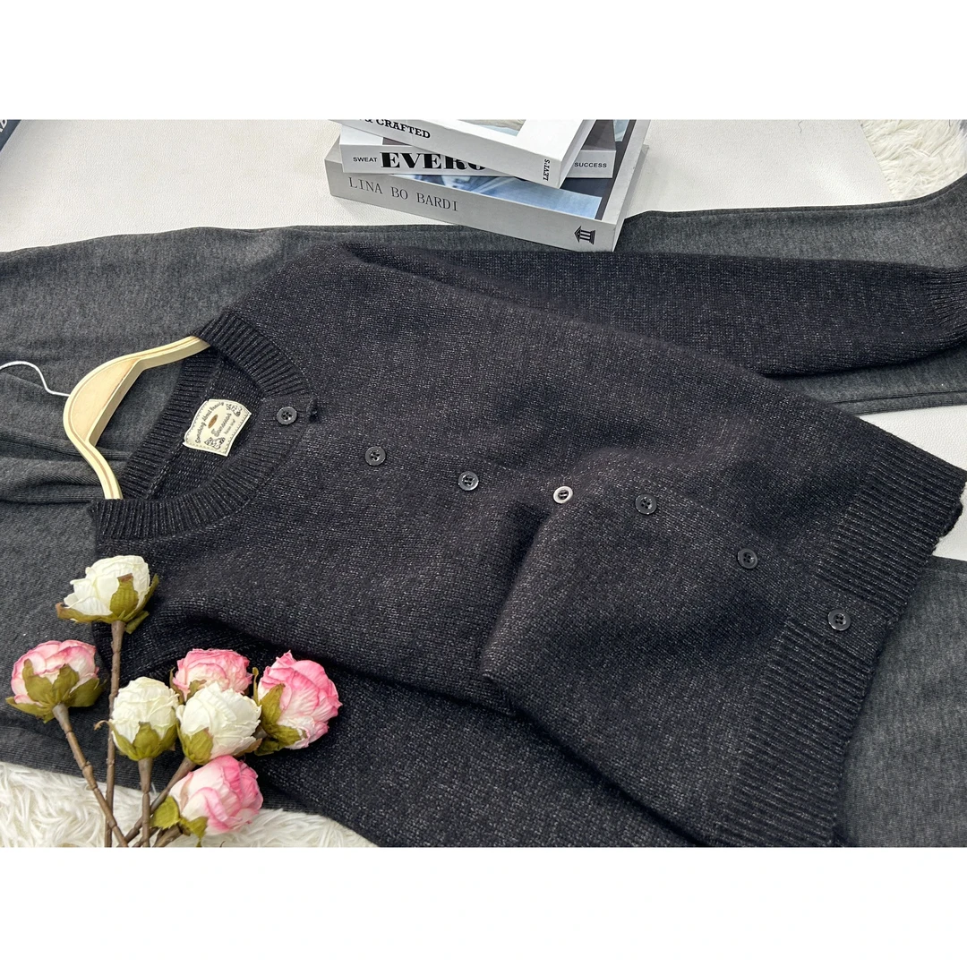 【黑色开衫】秋款高端针织长袖上衣QC1955