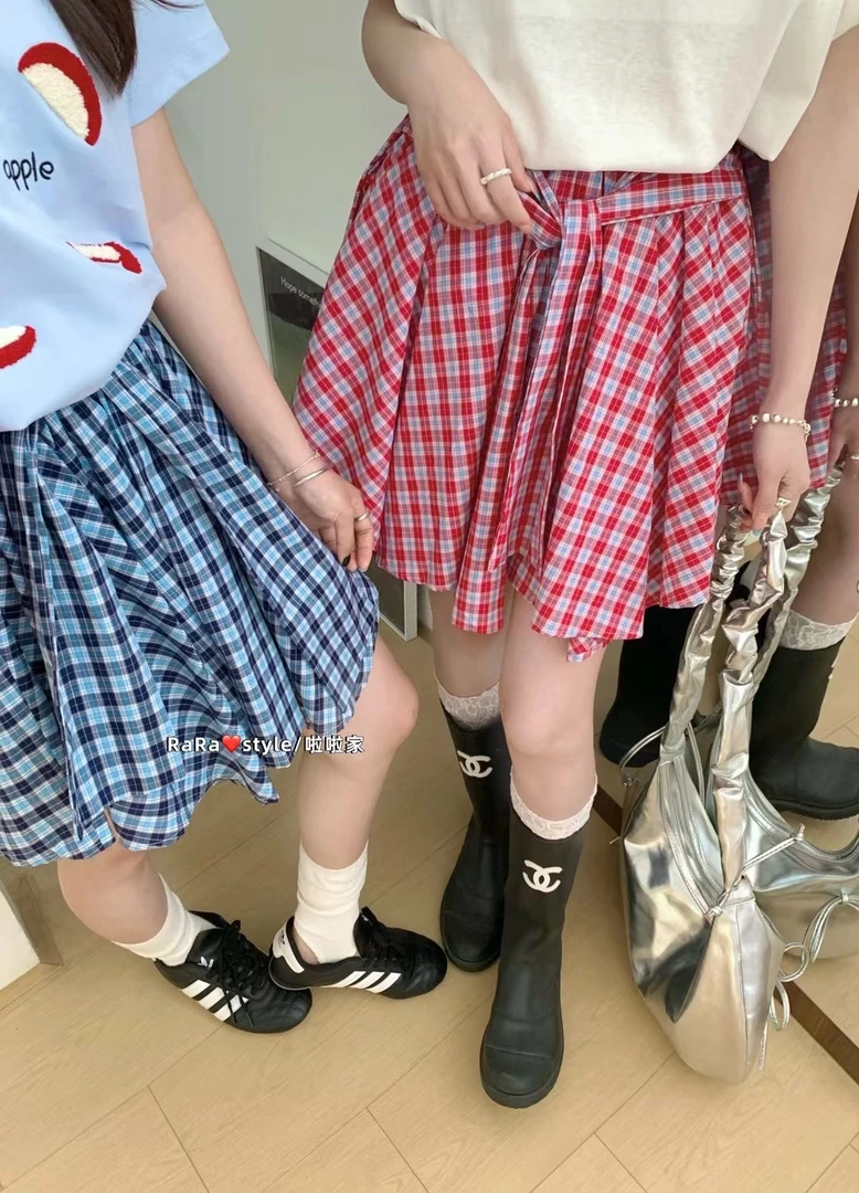 【小魔女家】❤ 韩版不规则显瘦格子短裙