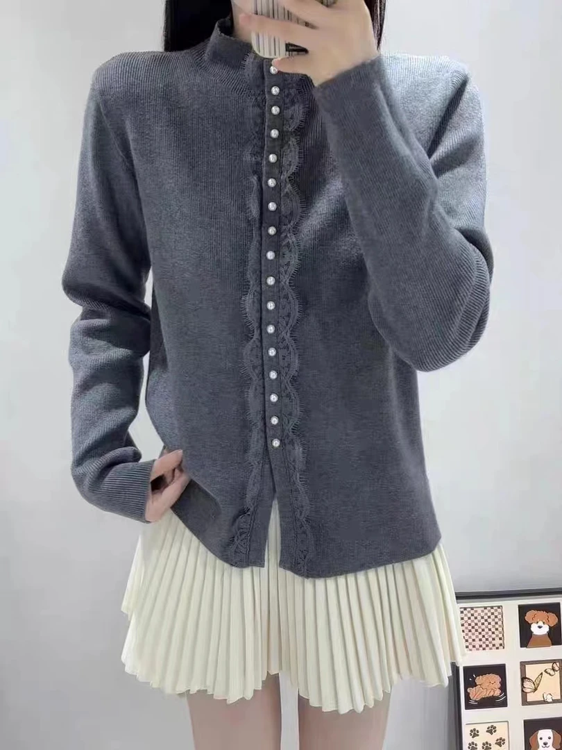 新款秋冬韩版时尚百搭显瘦蕾丝拼接针织洋气上衣