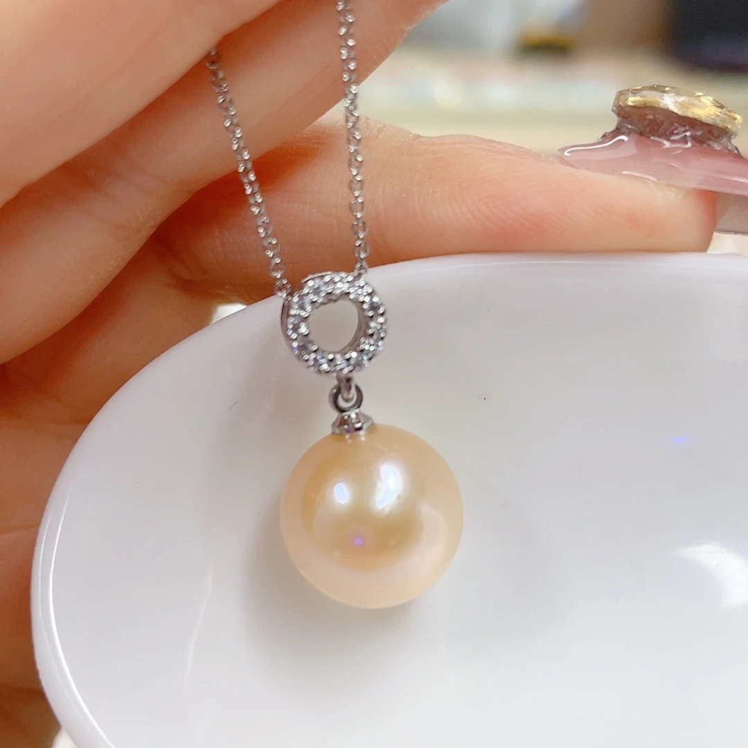 淡水珍珠未镶嵌吊坠(赠链)