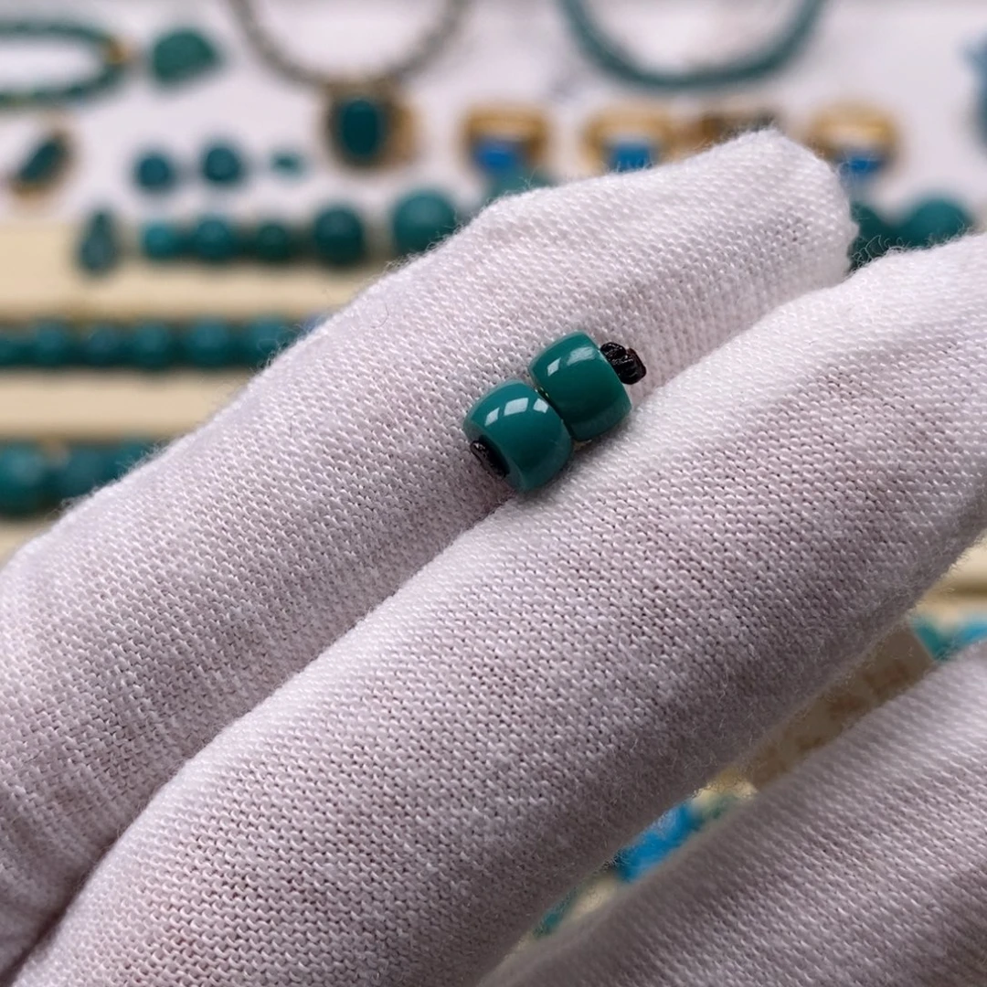 绿松石未镶嵌珠宝奇石直切对珠5.6mm