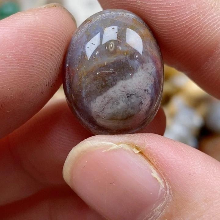 硅化珊瑚（珊瑚玉）未镶嵌颈饰通孔 小