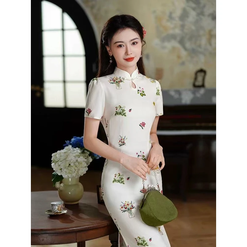 0697 白色 水滴领 【盆栽】 旗袍
