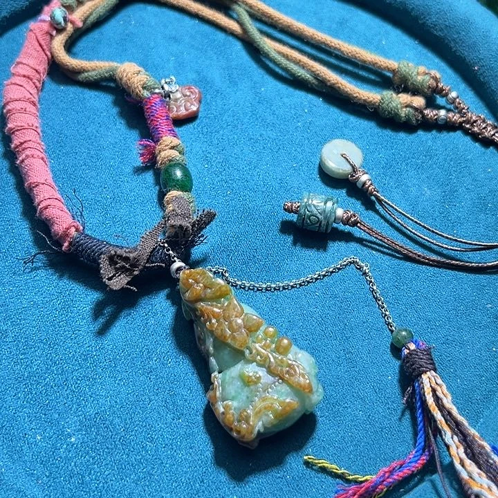 翡翠吊坠(赠链)银S925镶嵌翡翠吊坠