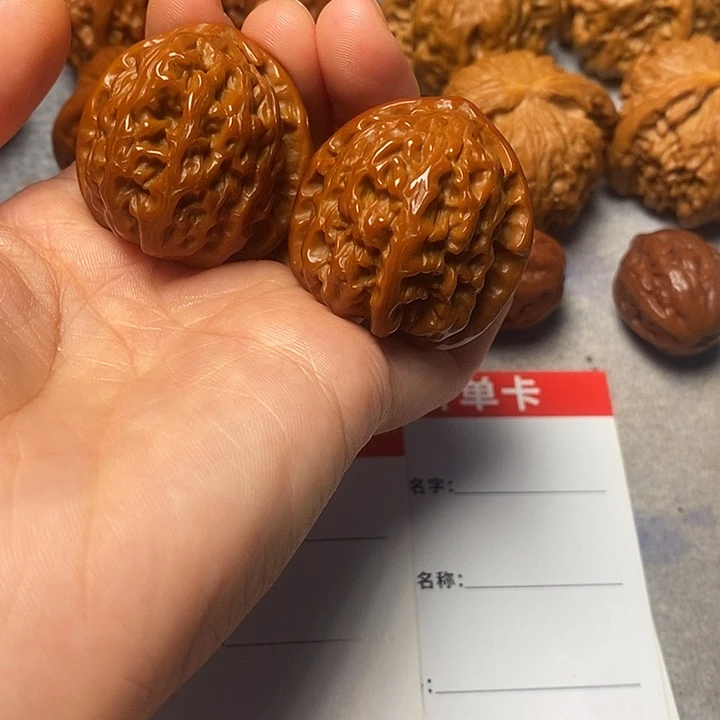 吊坠文玩核桃白狮