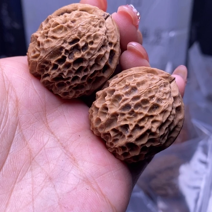 文玩核桃把件云南野生铁核桃24号38mm