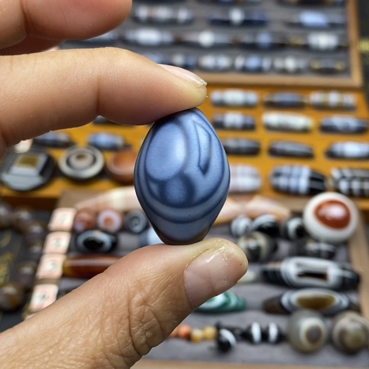 玛瑙/玉髓颈饰未镶嵌紫**来