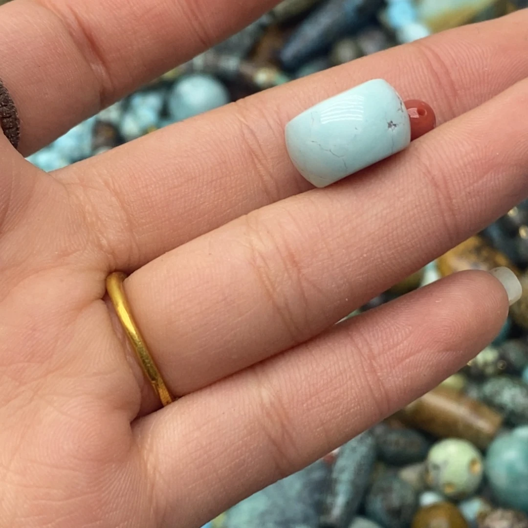 南红玛瑙未镶嵌珠宝奇石