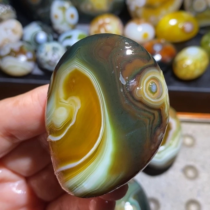 未镶嵌玛瑙/玉髓珠宝半成品203
