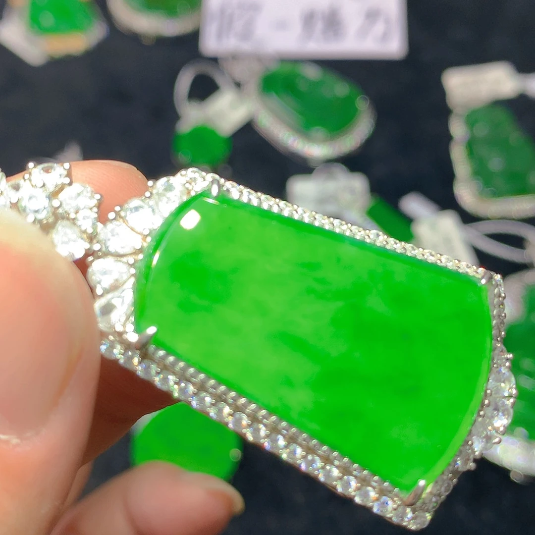 颈饰银S925镶嵌翡翠