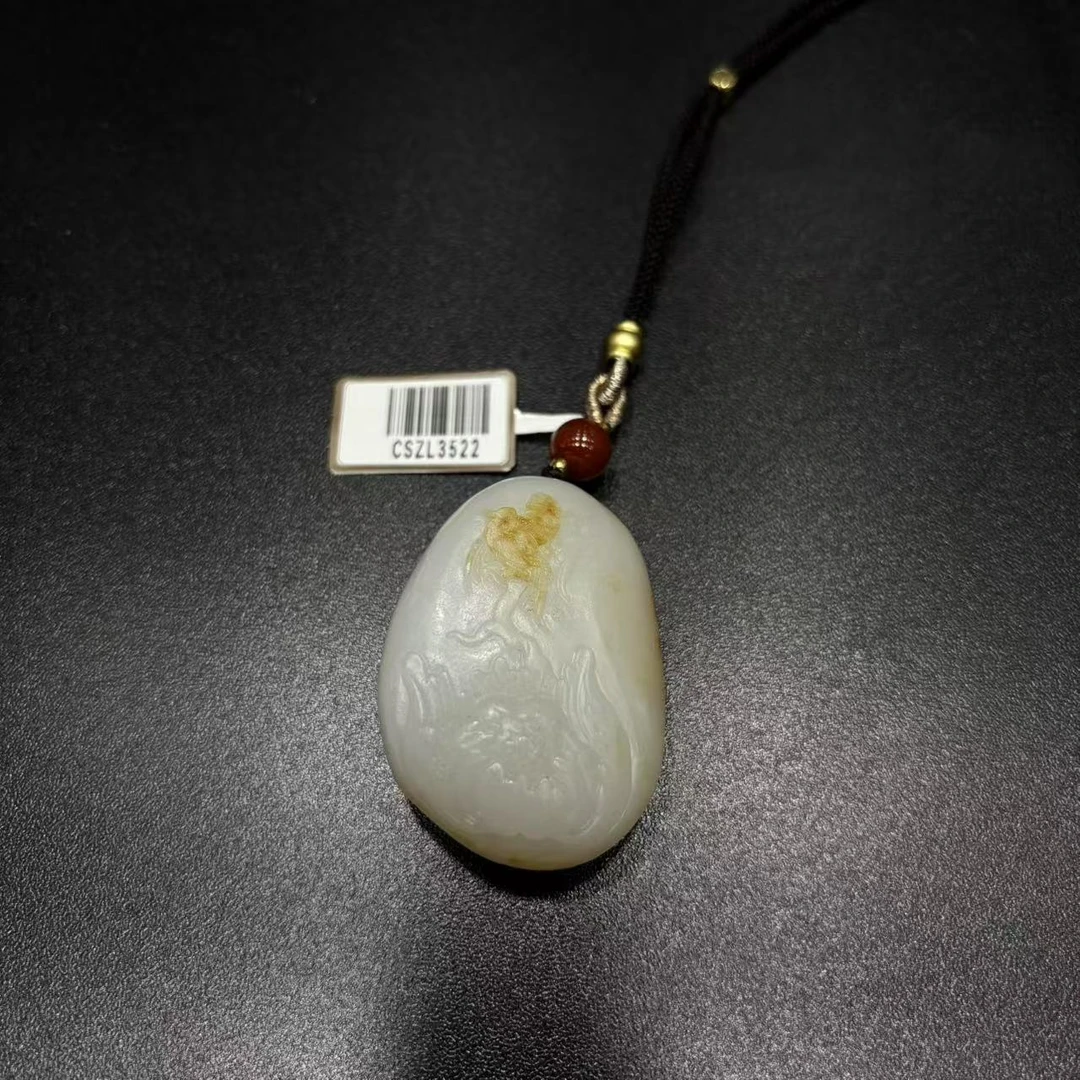 ..《闪购商品》和田玉传世原石喜鹊