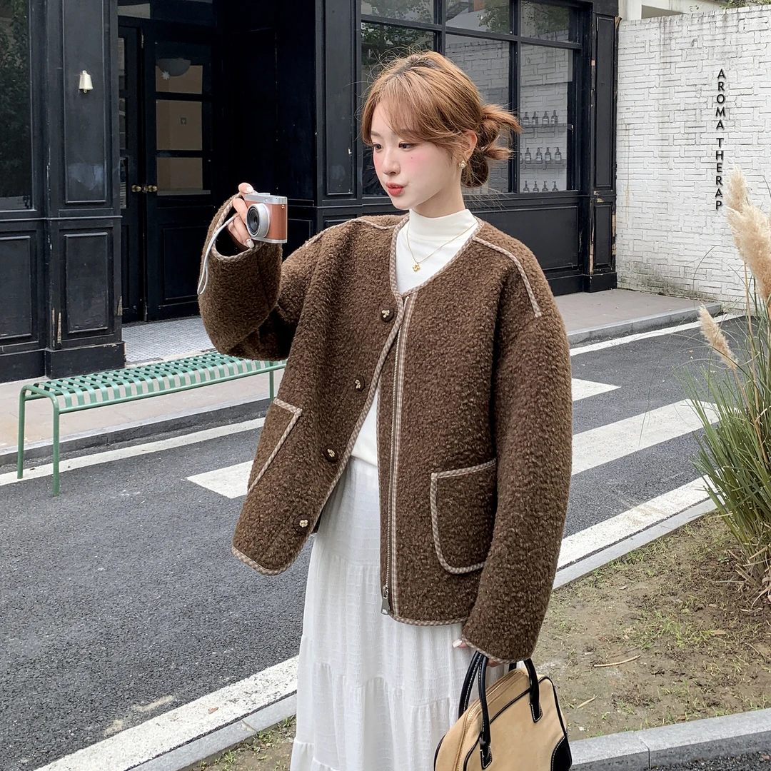 简约圆领撞色包边毛绒羊羔毛外套女2025秋冬软糯细腻元气休闲外套